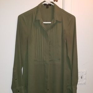 J CREW bottom down shirt!!